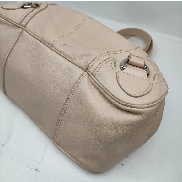 Celine Hand Bag - Picture 5 of 10